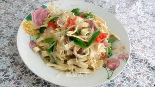茭瓜丝炒豆芽可以吃吗视频,茭瓜丝炒豆芽制作教程