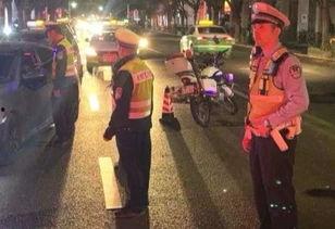 襄阳醉驾吃瓜群众视频,围观群众视频记录惊险瞬间