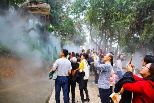 吃瓜群众逃跑事件视频,视频记录惊心动魄一幕