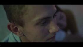 吃瓜的毛子完整视频,一场网络热传视频背后的故事