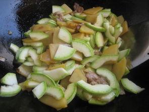 角瓜炖笔管鱼可以吃吗视频,美味营养的海洋佳肴探索