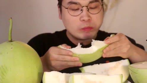 帅哥吃葫芦瓜的视频大全,帅哥挑战吃瓜大赛精彩瞬间大盘点