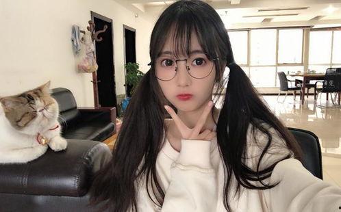 吃瓜挽留男友视频播放,一场视频引发的甜蜜纠葛