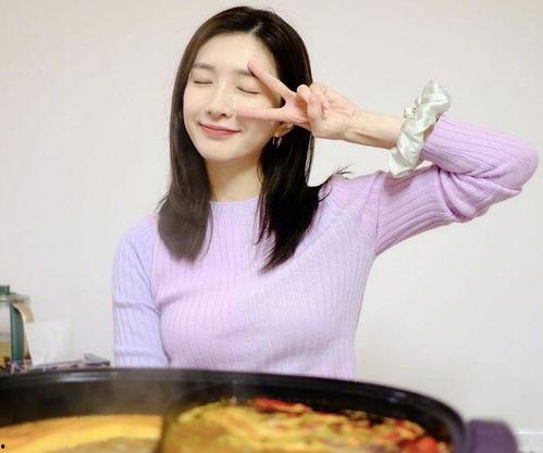 张天爱江疏影吃瓜视频,娱乐圈幕后故事大揭秘